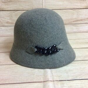 Vintage Giovannio gray felted wool hat